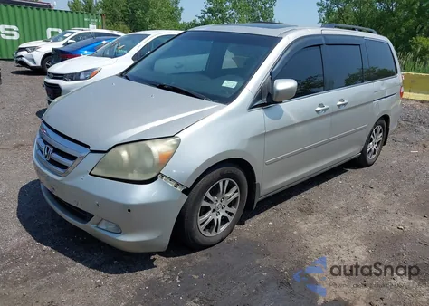2005 Honda Odyssey Touring from USA, damaged, VIN 5FNRL38805B025158